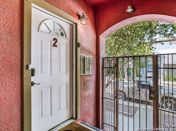 5th image of 220 Beauregard APT 2