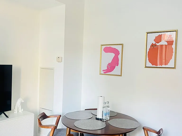 127 Queen St E #309 — Photo 3