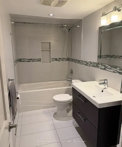 32 College View Ave #4 — Photo 4