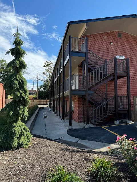 1 bed, 600 sqft, $925 — Photo 2