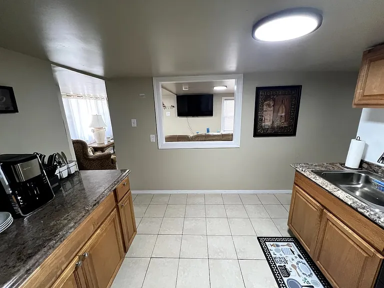 124 N Portland Ave #1 — Photo 7