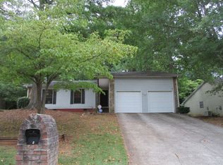 8566 Glenwoods Dr, Riverdale, GA 30274