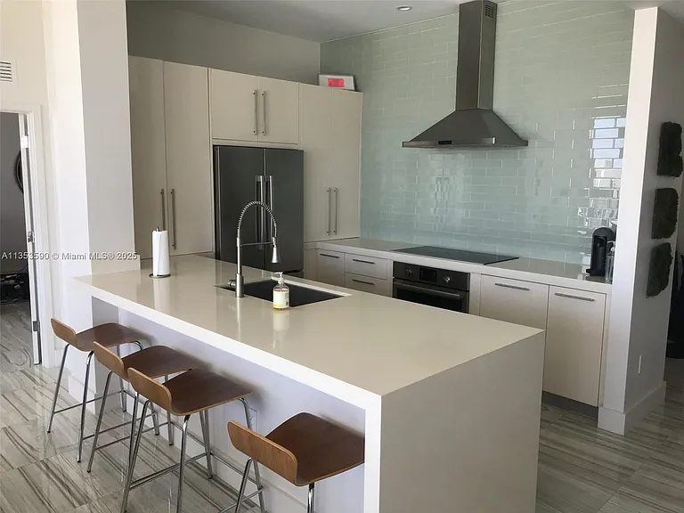 100 Lincoln Rd #Penthouse 9 — Photo 21