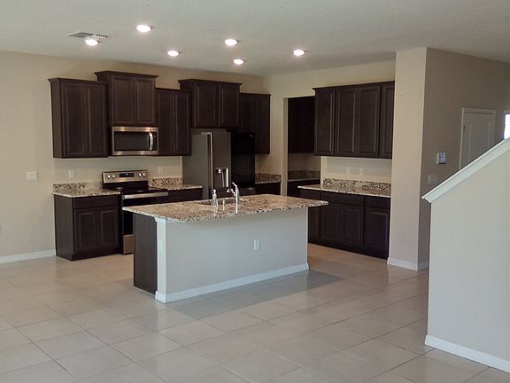 5th image of 13033 Brookside Moss Dr