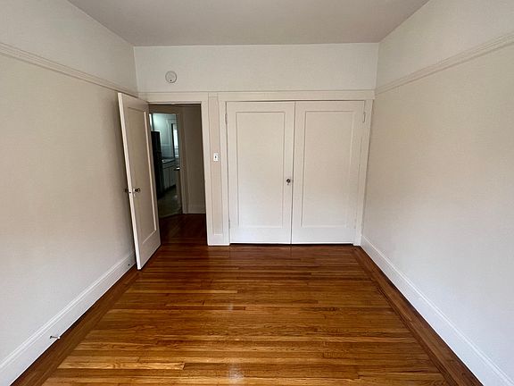 3rd image of 3733 California St APT 1