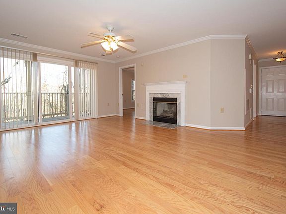 2nd image of 15305 Diamond Cove Ter APT J