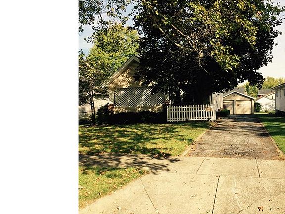3rd image of 1642 Meadowbrook Ave
