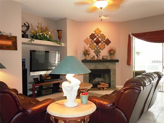 3rd image of 429 Deer Pointe Cir