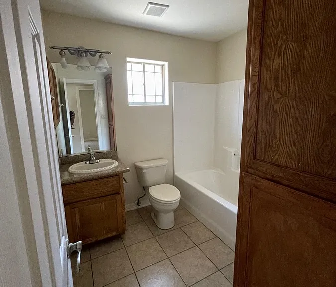 1205 S Palm Dr #4 — Photo 10