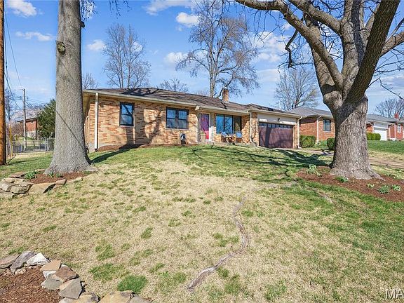 2nd image of 10639 Larkspur Dr