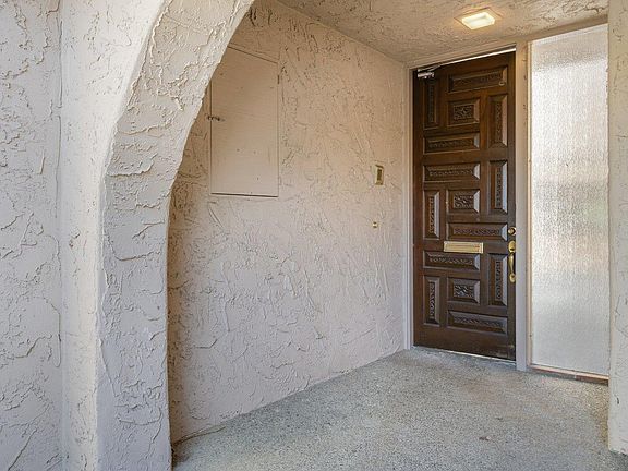4th image of 135 Callecita