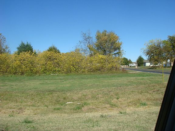 3rd image of 11612 N 193rd East Ave