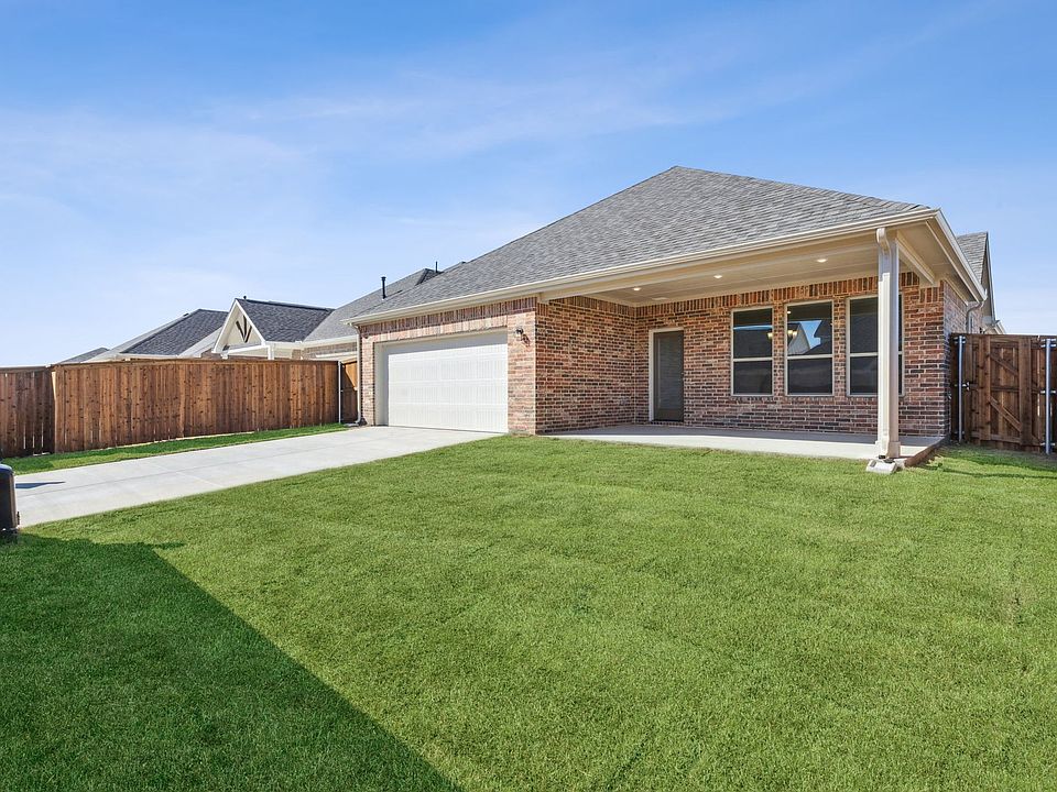 1st image of 2229 Vista Way