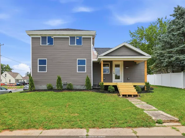 421 W Main St, Hortonville, WI 54944
