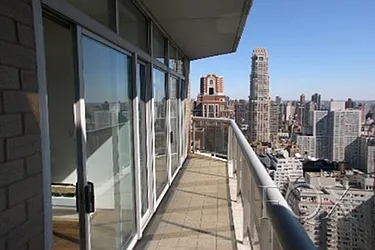 Rented by Fox Residential Group