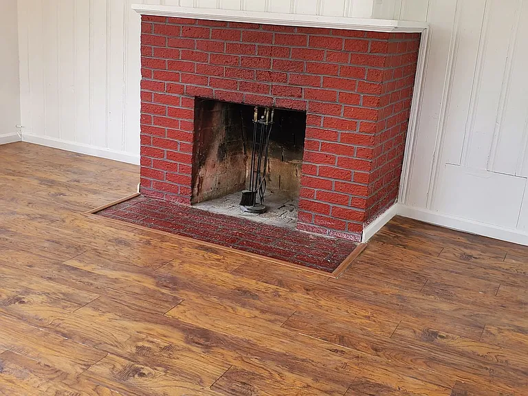 675 D St — Photo 2