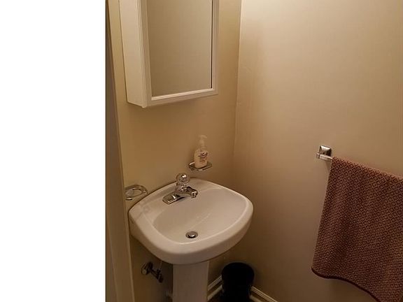 5th image of 2928 S Cape Henry Ave #B