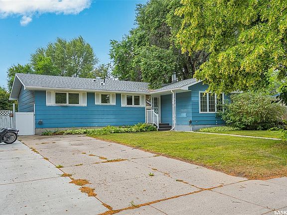 2nd image of 3008 Eastview
