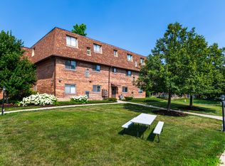 1500 S Fairfield Ave APT 2A, Lombard, IL 60148