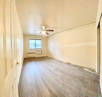 3rd image of 2487 Grand Ave #C7