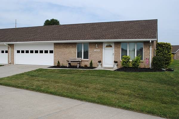 1st image of 452 Samantha Cir