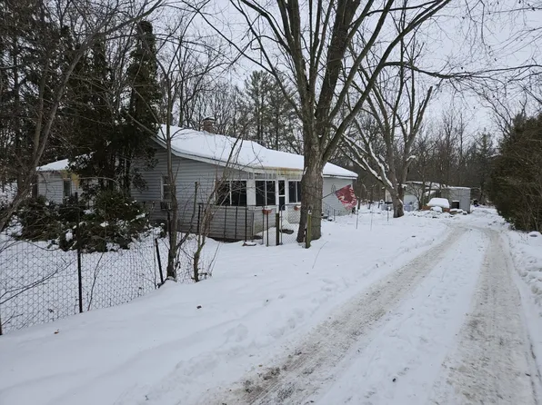 43W252 Smith Rd, Elburn, IL 60119