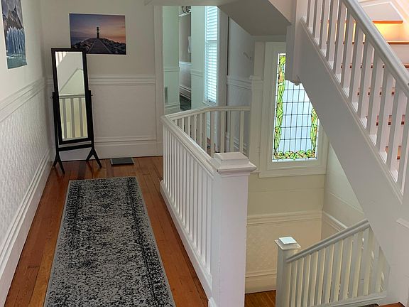 3rd image of 1733 Pine St