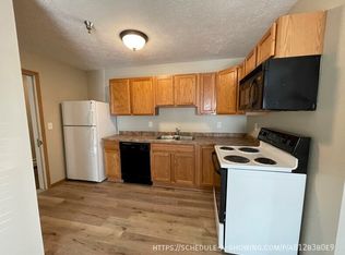 1007 W Ridge St APT 2, Marquette, MI 49855