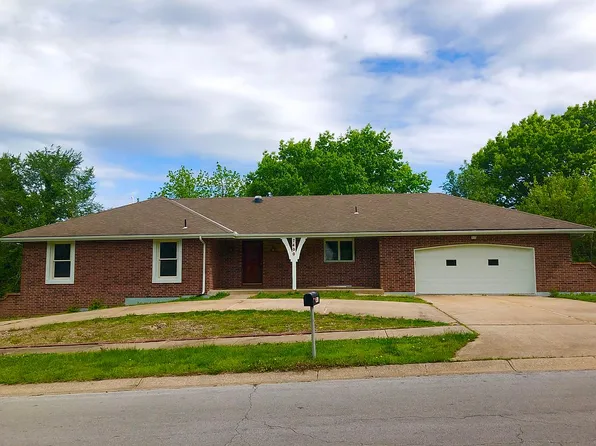 7400 E 126th St, Grandview, MO 64030