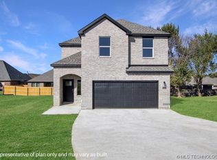 4243 S Village Park St, Skiatook, OK 74070