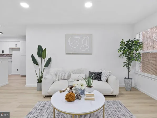 18512 Boysenberry Dr #126, Gaithersburg, MD 20879