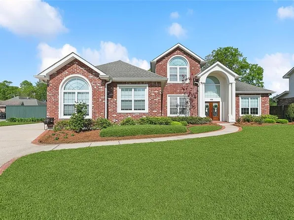 106 Grand Oaks Ct, Belle Chasse, LA 70037
