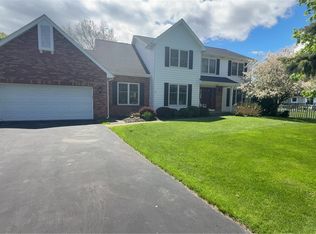 125 Jersey Black Cir, Rochester, NY 14626