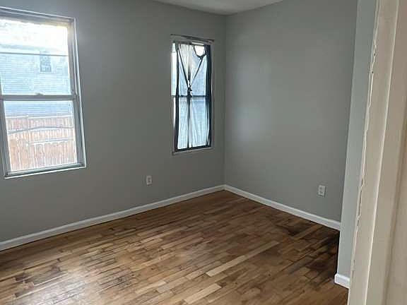 5th image of 66-68 Grace St #1R