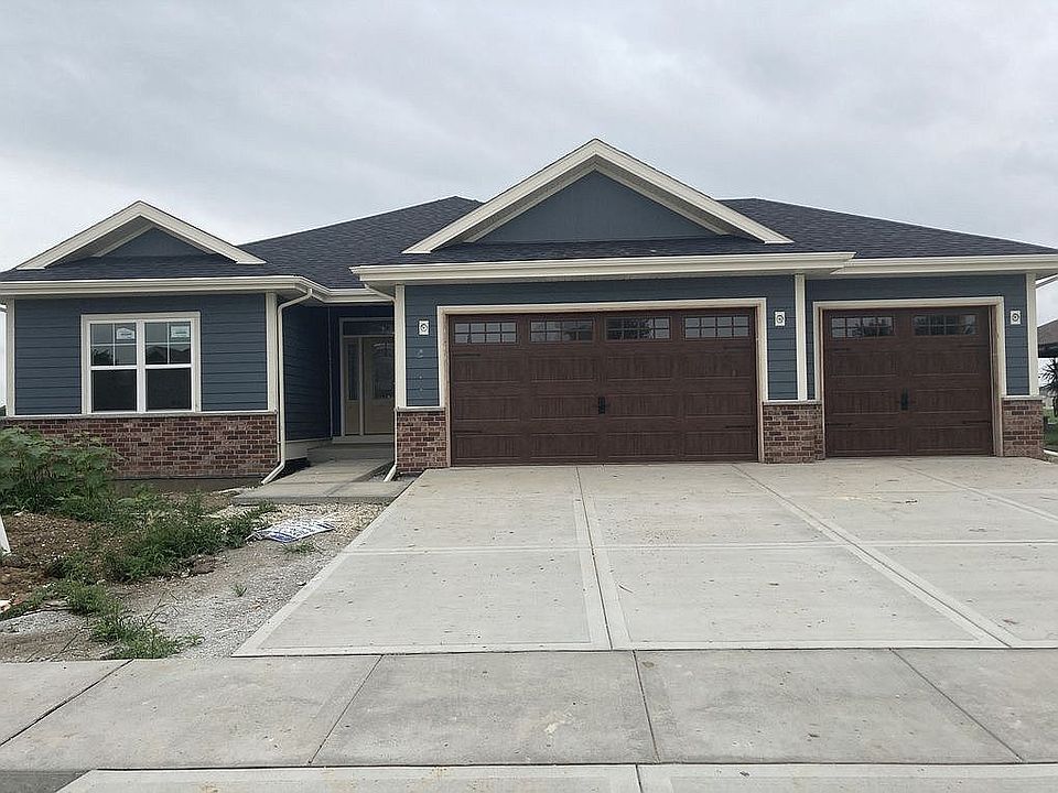 1st image of 632 S Poplar Cir