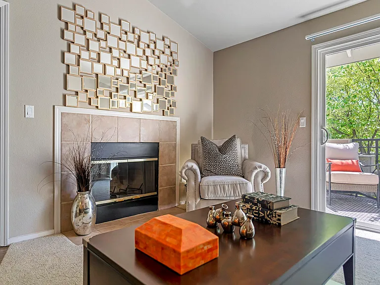 Sonterra Apartments — Photo 3