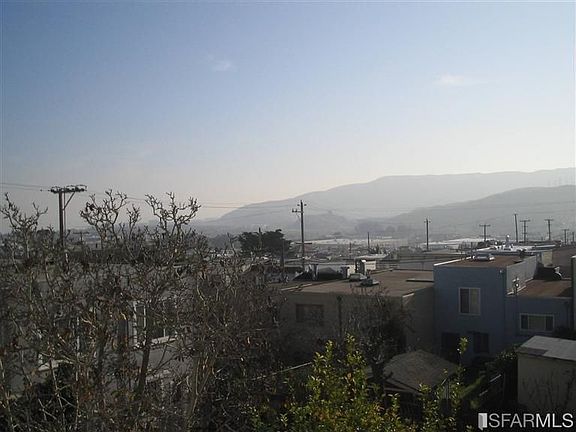 4th image of 615 Campbell Ave