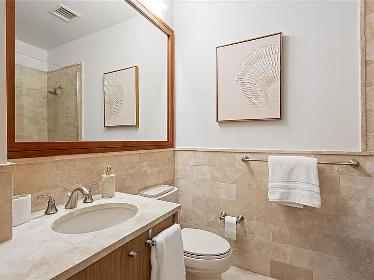 500 Plantation Village Dr #3-208 — Photo 32