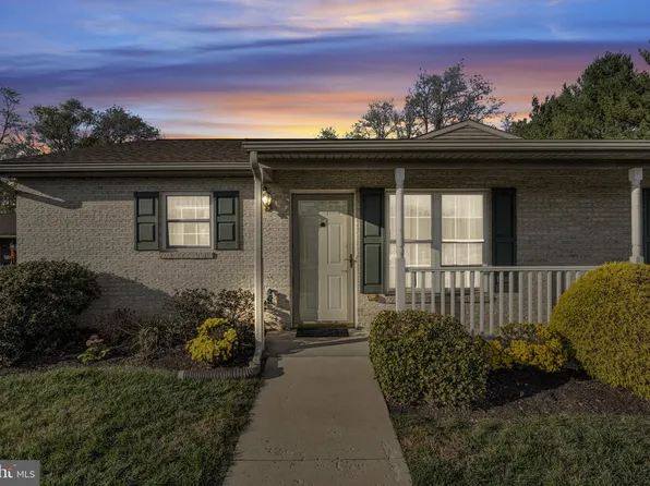 3 Mel Ron Ct #A, Carlisle, PA 17015