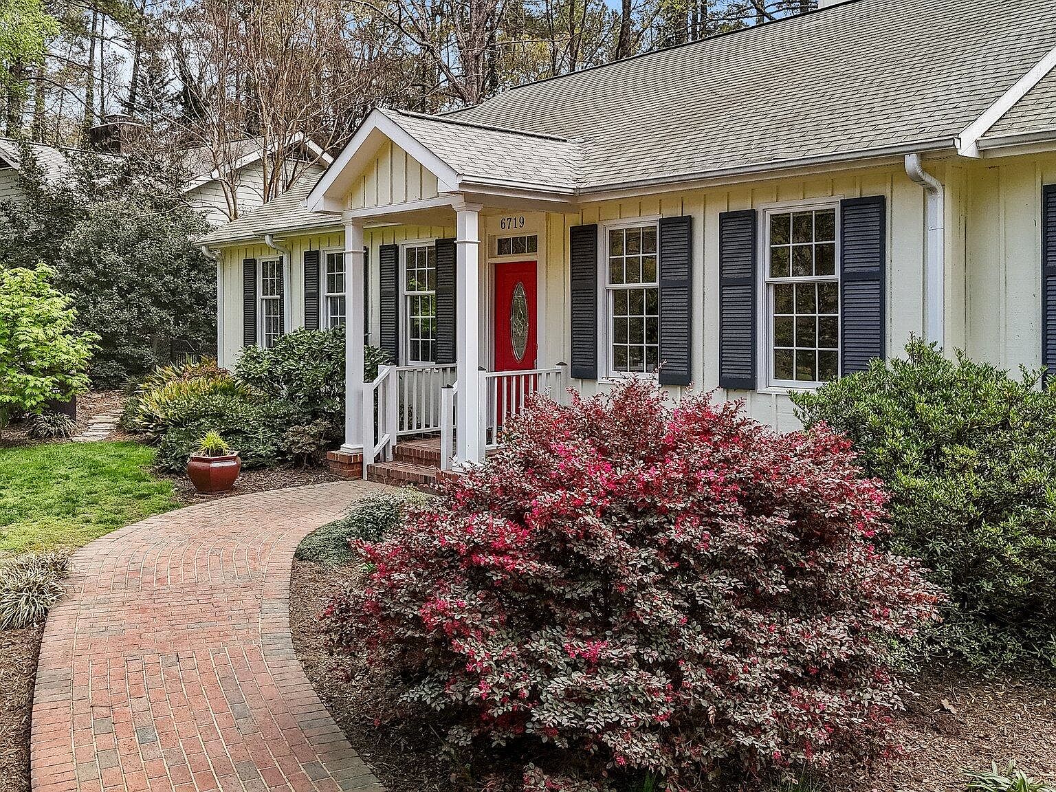 House on the hill チューリップ柄 ロンパース＆ボンネットセット