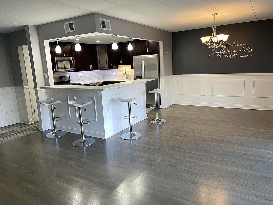 1st image of 8724 Mobile Ave #1B