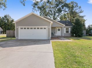 701 Foy Ave, Maysville, NC 28555