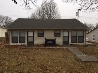 2513 NW Chipman Rd #B, Lees Summit, MO 64081