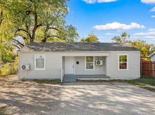 824 S Hughes Ave, Fort Worth, TX 76103