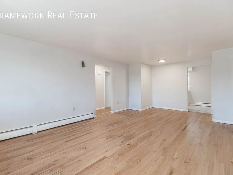 717 Oak St #2 — Photo 17