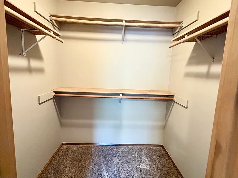 3309 Davis Ct NE — Photo 15