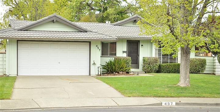 1st image of 457 Meadowview Ct