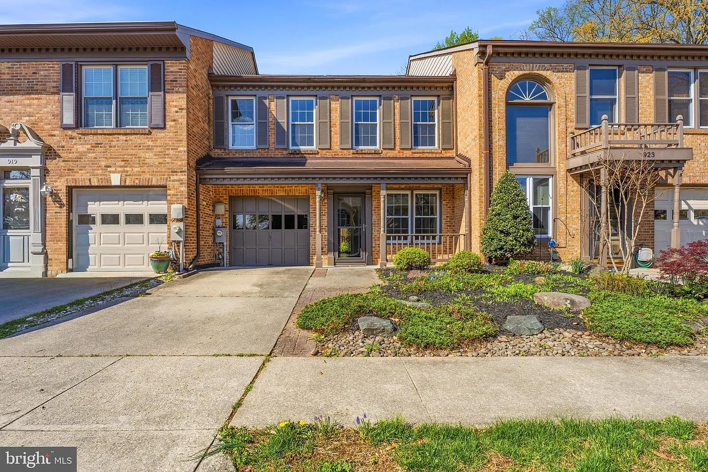 921 Boom Way photo 1
