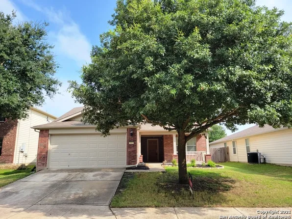 661 Silo St, Schertz, TX 78154