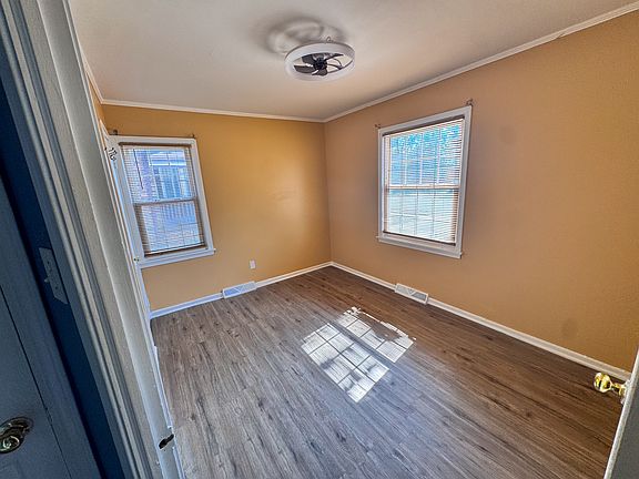 5th image of 12914 Lena Ave